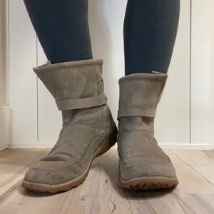 Chaco Hopi Suede Boot Womens Size 10